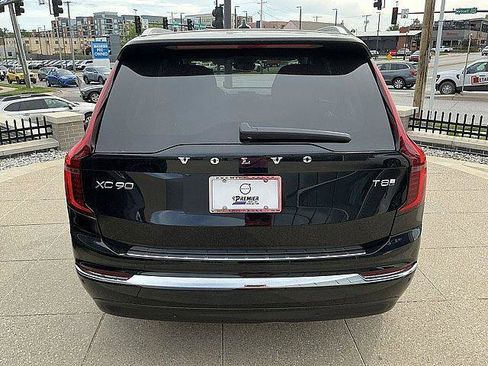 New 2026 Volvo XC90 T8 Ultra w/ Protection Package Premier AWD/4WD image 9