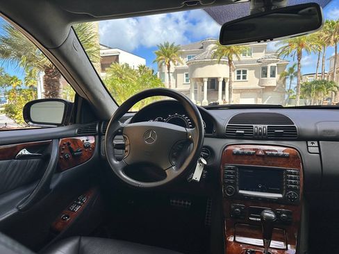 Used 2005 Mercedes-Benz CL 65 AMG image 12