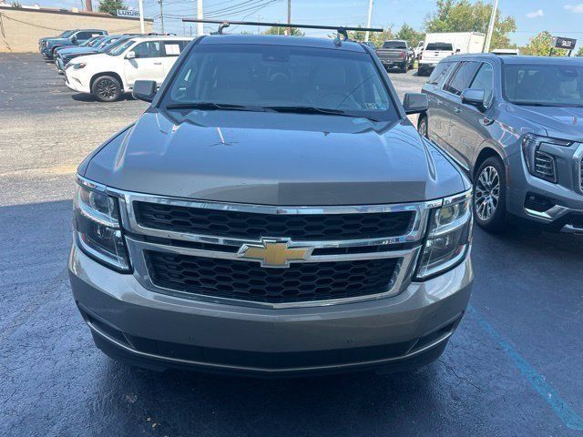 Used 2018 Chevrolet Suburban LT w/ Luxury Package AWD/4WD image 5