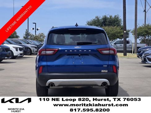 Used 2023 Ford Escape SE FWD image 14