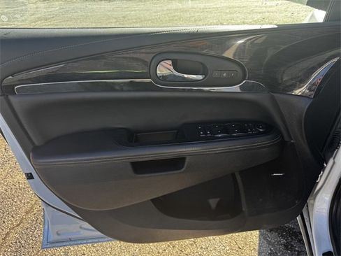 Used 2017 Buick Enclave Premium w/ Enclave Sport Touring Edition image 24