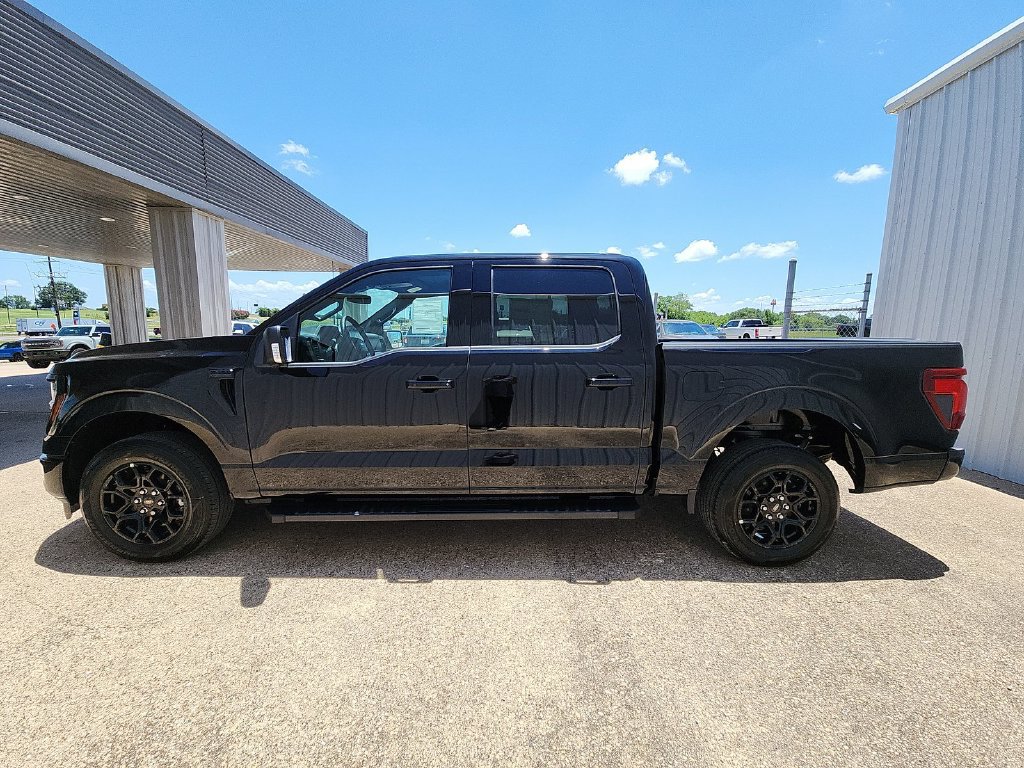New 2026 Ford F150 XLT w/ Equipment Group 302A MID RWD image 20