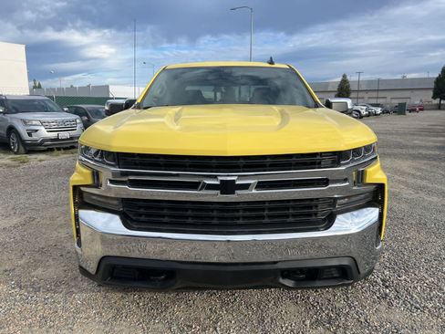 Used 2019 Chevrolet Silverado 1500 LT w/ All-Star Edition AWD/4WD image 2
