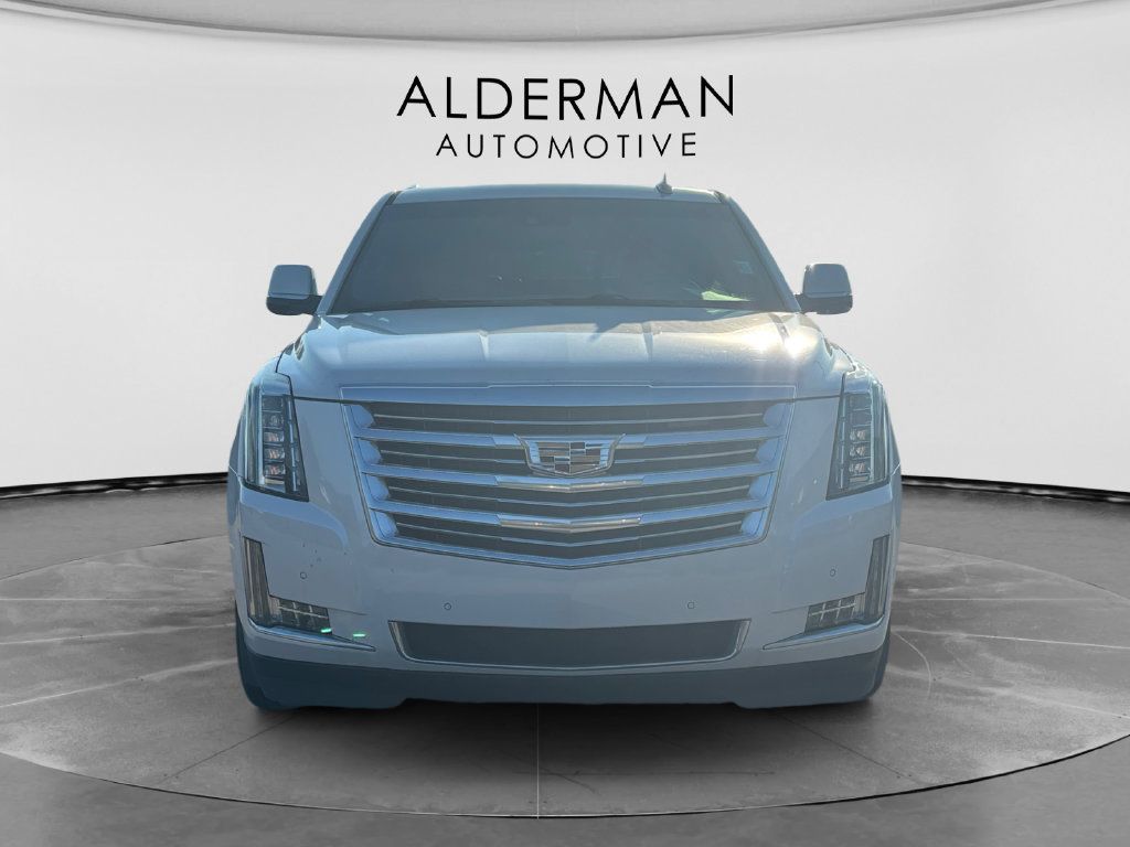 Used 2018 Cadillac Escalade Platinum AWD/4WD image 8
