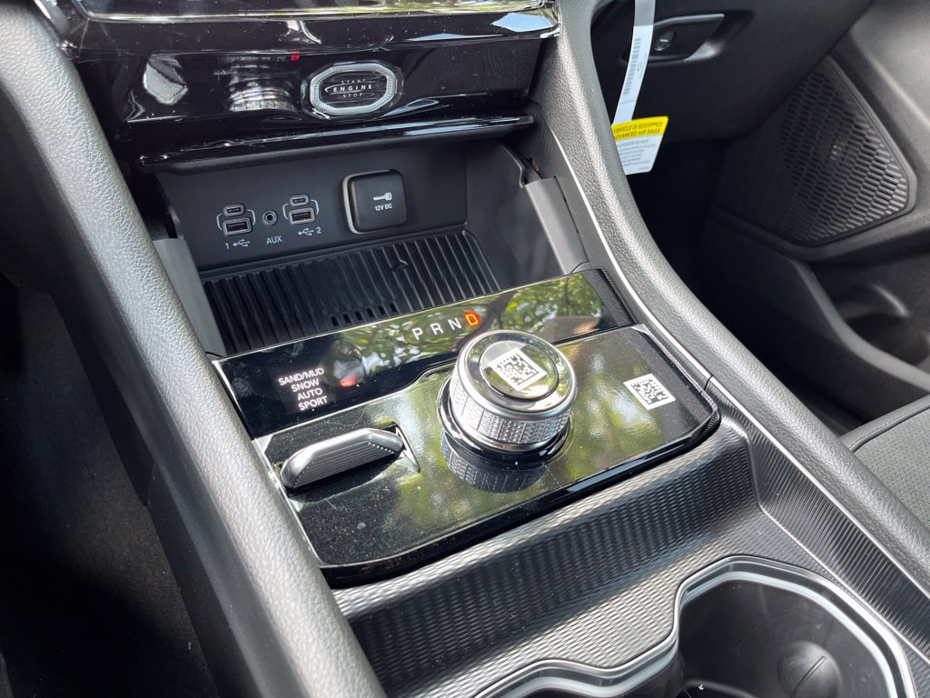 New 2026 Jeep Grand Cherokee Altitude AWD/4WD image 33
