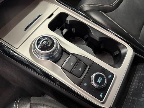 Used 2022 Ford Explorer ST w/ Equipment Group 401A image 17