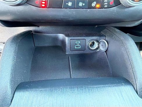 Used 2023 Ford Escape ST-Line AWD/4WD image 30