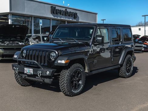 Used 2021 Jeep Wrangler Unlimited Sport image 4