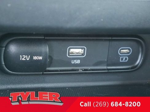 Used 2024 Kia Seltos S AWD/4WD image 30