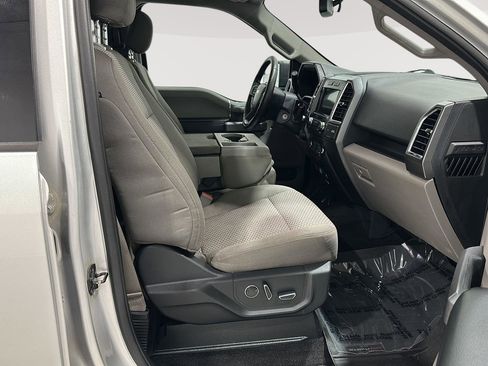 Used 2016 Ford F150 XLT w/ Equipment Group 302A Luxury image 23