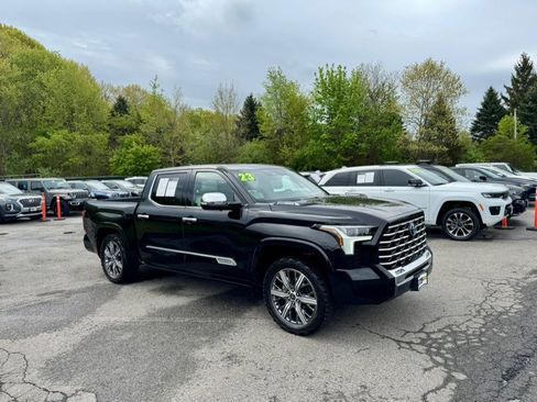 Used 2023 Toyota Tundra Capstone AWD/4WD image 7