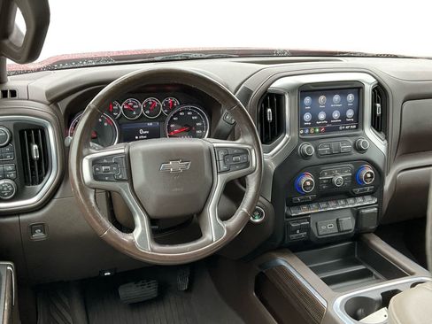 Used 2021 Chevrolet Silverado 1500 LT Trail Boss w/ Convenience Package II image 17