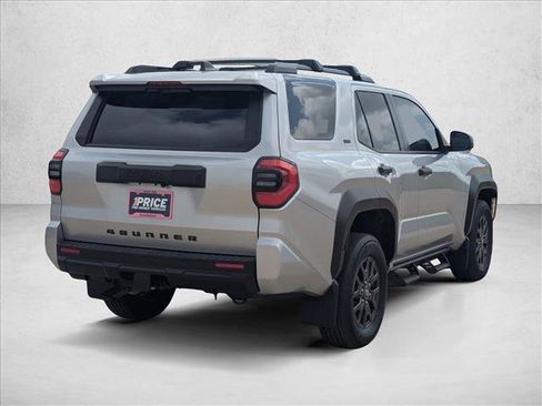 Used 2026 Toyota 4Runner SR5 AWD/4WD image 5