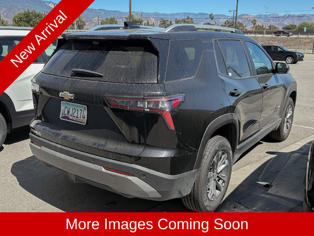 Used 2025 Chevrolet Equinox LT w/ Convenience Package II FWD image 3