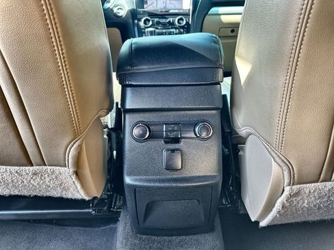 Used 2016 Ford Explorer XLT w/ Equipment Group 202A image 21