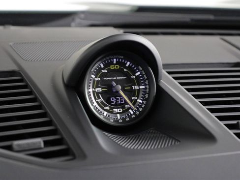 New 2026 Porsche 911 GT3 image 16