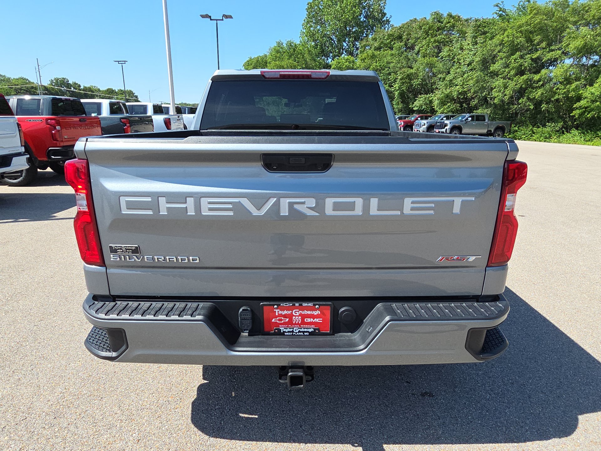 Used 2023 Chevrolet Silverado 1500 RST AWD/4WD image 7