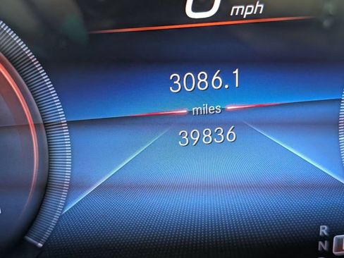 Used 2022 Mercedes-Benz GLE 450 4MATIC image 20
