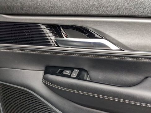 New 2025 Jeep Wagoneer L Series II w/ Convenience Group I image 36