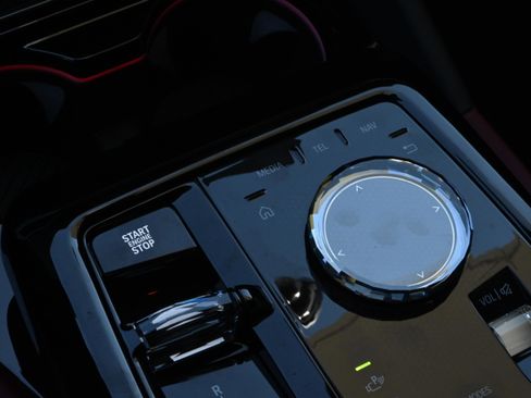 New 2026 BMW 540i xDrive w/ Executive Package image 19