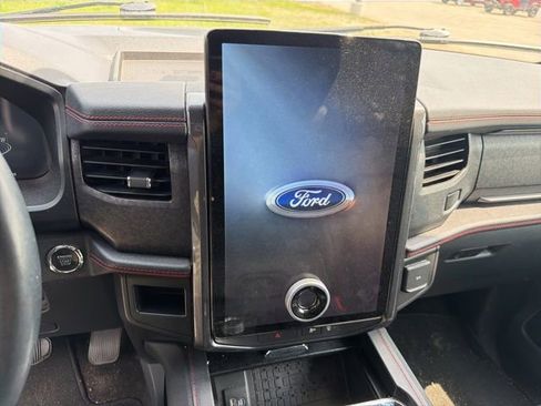 Used 2022 Ford Expedition Max Limited AWD/4WD image 6
