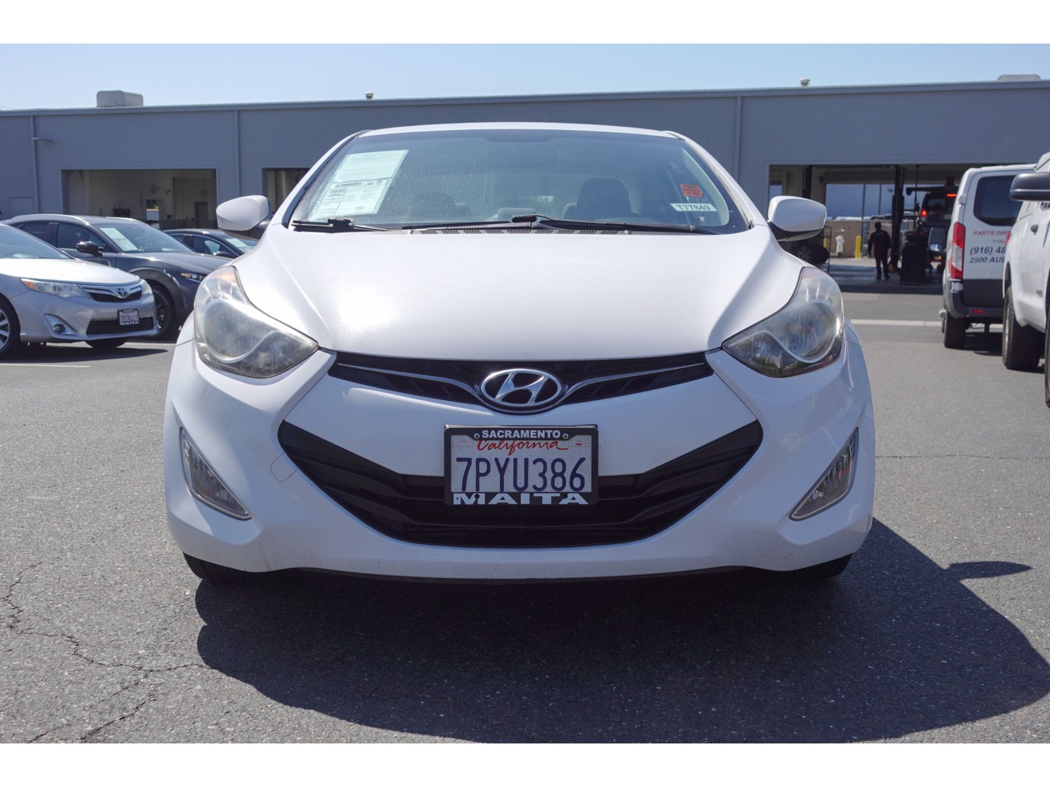 Used 2013 Hyundai Elantra FWD image 8