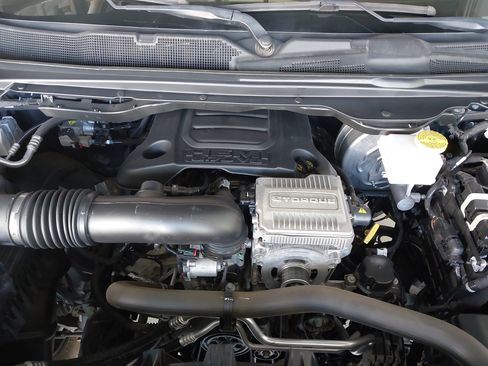 Used 2023 RAM 1500 Big Horn AWD/4WD image 30