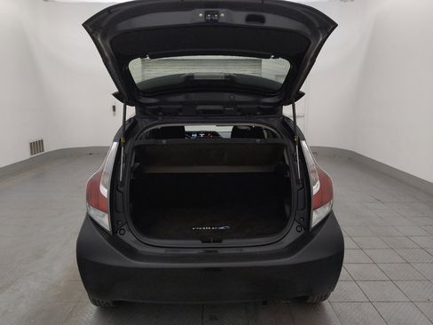 Used 2016 Toyota Prius C Persona Series image 29