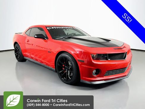 Used 2013 Chevrolet Camaro SS w/ SS Performance Package RWD image 1