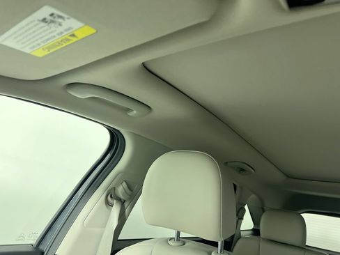 Used 2022 Kia Sorento EX w/ Panoramic Sunroof Package FWD image 20