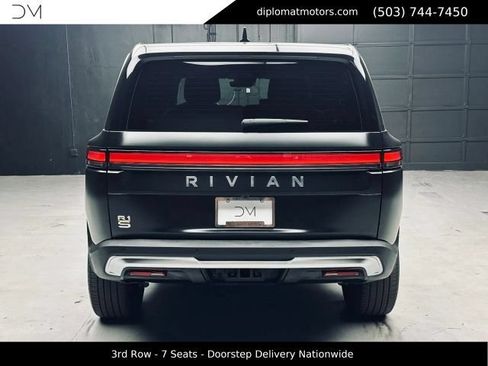 Used 2024 Rivian R1S Adventure AWD/4WD image 5