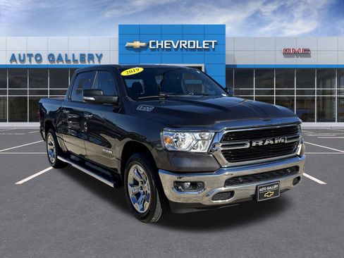 Used 2019 RAM 1500 Big Horn image 3