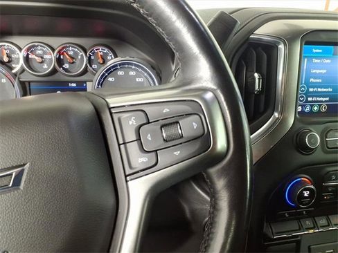 Used 2021 Chevrolet Silverado 1500 RST image 17