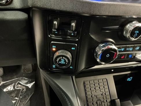 New 2026 Ford F250 Platinum w/ Tremor Off-Road Package image 23