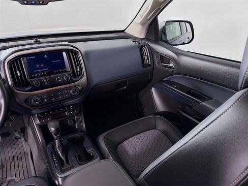 Used 2022 Chevrolet Colorado Z71 w/ LPO, Tonneau and Step Package image 23