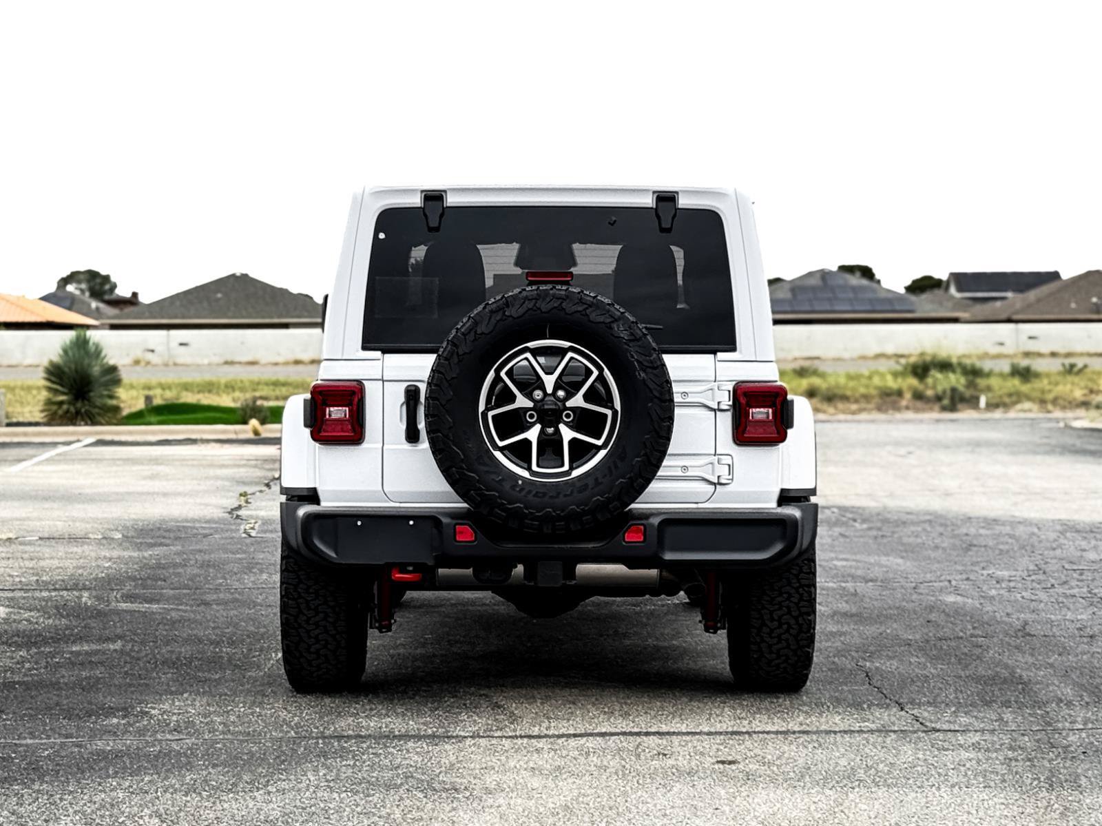 New 2026 Jeep Wrangler Unlimited Rubicon AWD/4WD image 6