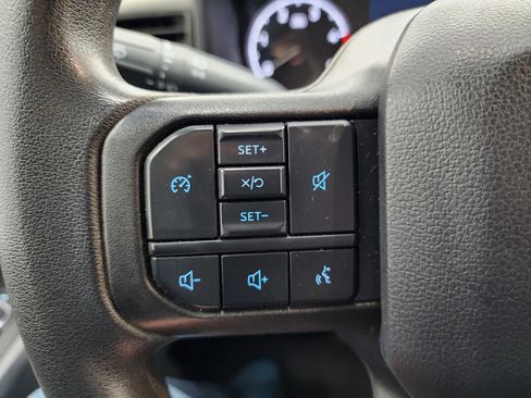 Used 2023 Ford F250 XLT w/ FX4 Off-Road Package image 16