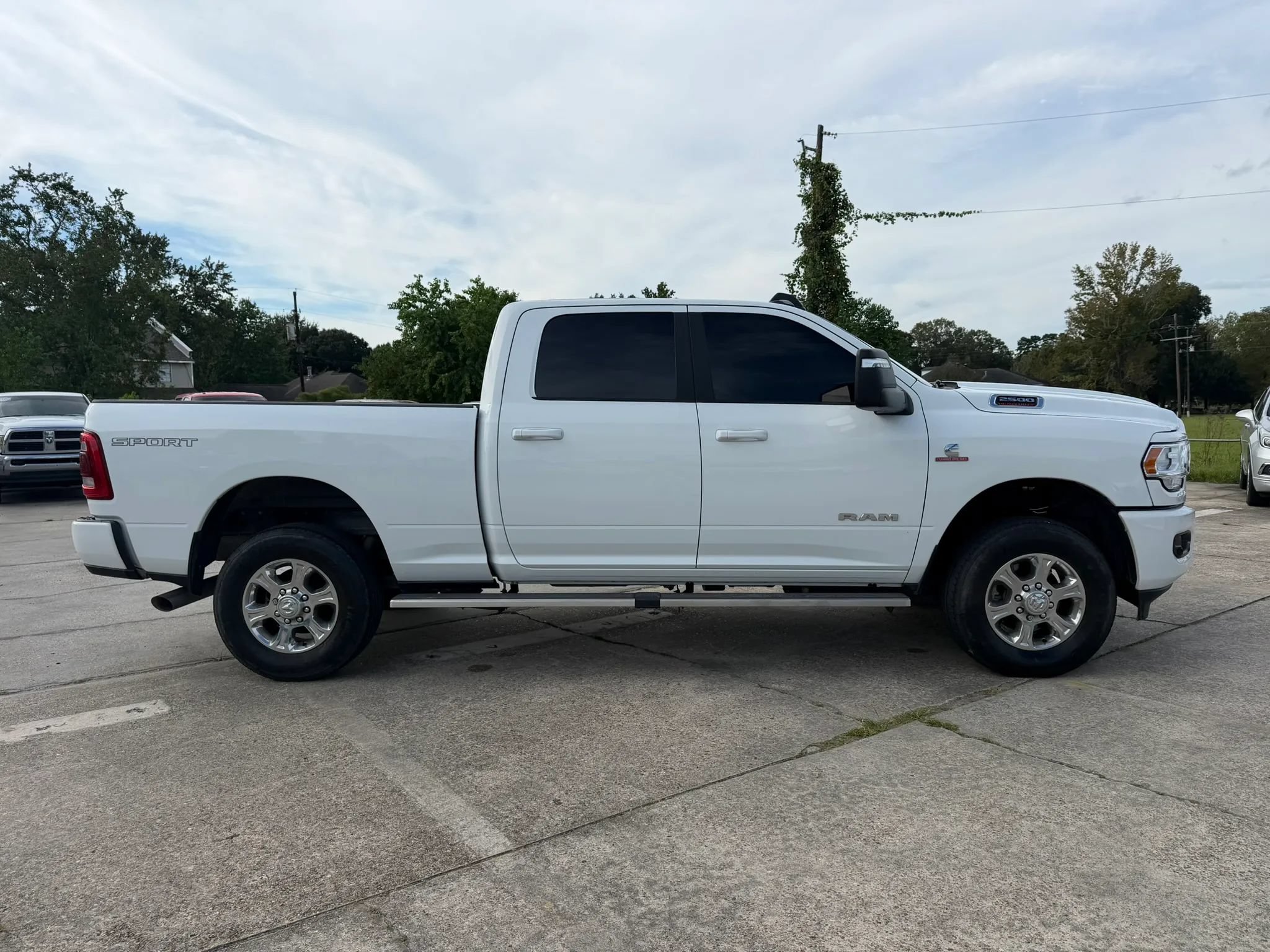 Used 2024 RAM 2500 Big Horn w/ Level 2 Equipment Group AWD/4WD image 6