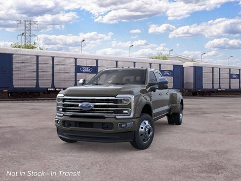 New 2026 Ford F450 Platinum w/ Platinum Plus Package AWD/4WD image 2