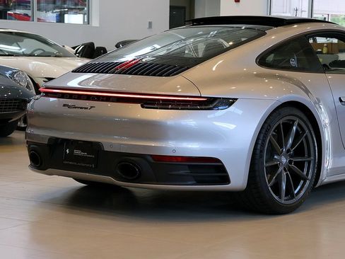 Used 2023 Porsche 911 Carrera T RWD image 53