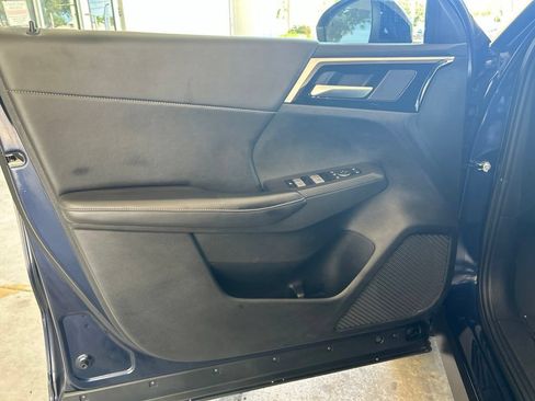 Used 2024 Mitsubishi Outlander SE Black Edition FWD image 39