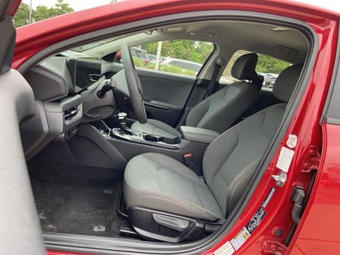 Used 2025 Kia K4 FWD image 43