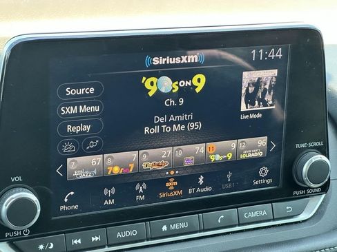 Used 2023 Nissan Rogue SL image 20