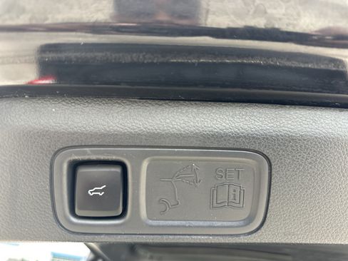 Used 2024 Ford Expedition Max XLT AWD/4WD image 21