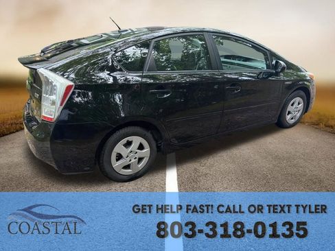 Used 2011 Toyota Prius Four image 4
