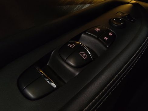 Used 2018 Nissan Murano SL w/ Moonroof Package FWD image 27