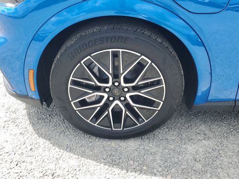 New 2025 Ford Mustang Mach-E Premium image 6