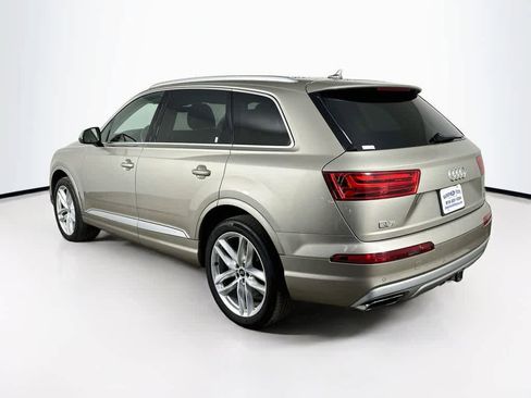 Used 2017 Audi Q7 3.0T Prestige AWD/4WD image 4