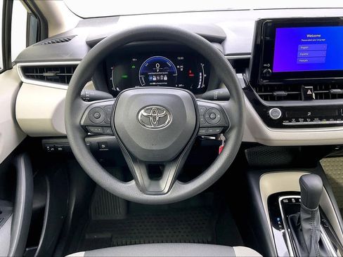 Certified 2026 Toyota Corolla LE image 5