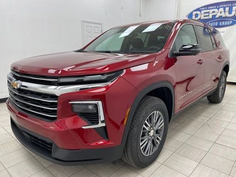 New 2026 Chevrolet Traverse LT w/ Driver Confidence Package AWD/4WD image 18